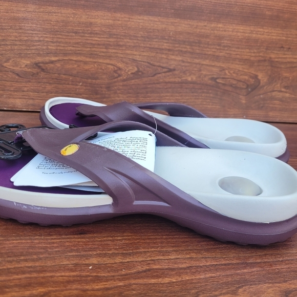 New Ultra Comfort Thong Flip Flops Sandal Sz 11 - Picture 3 of 11